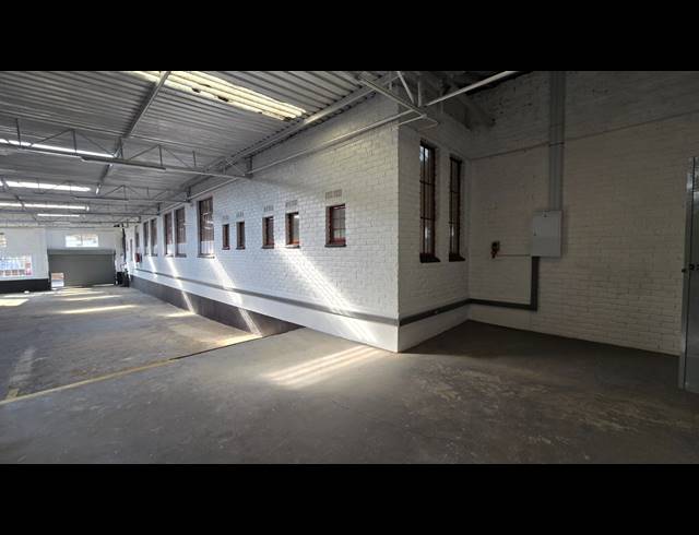 437M² WAREHOUSE TO LET IN SEBENZA